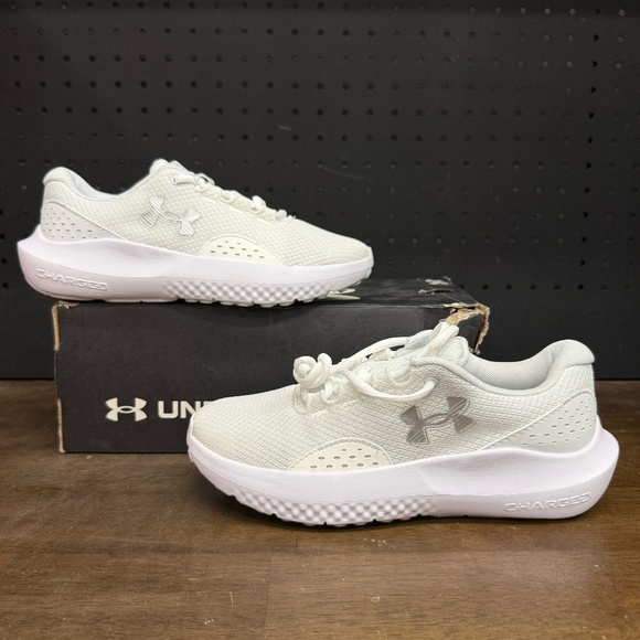 New W/ Box! Women's Under Armour Charged Surge 4 White Running Sneakers Size 7 - Picture 1 of 5